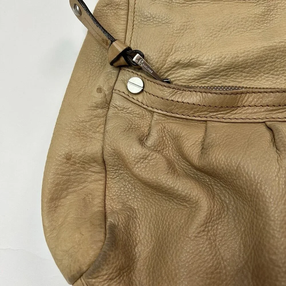 B. Makowsky Tan Leather Shoulder Bag Silver Hardware Leopard Print Lining Hobo